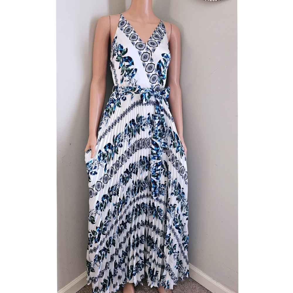 WHBM White Blue Paisley Adjustable Strap Pleated Waist Tie Maxi Dress - Picture 2 of 7